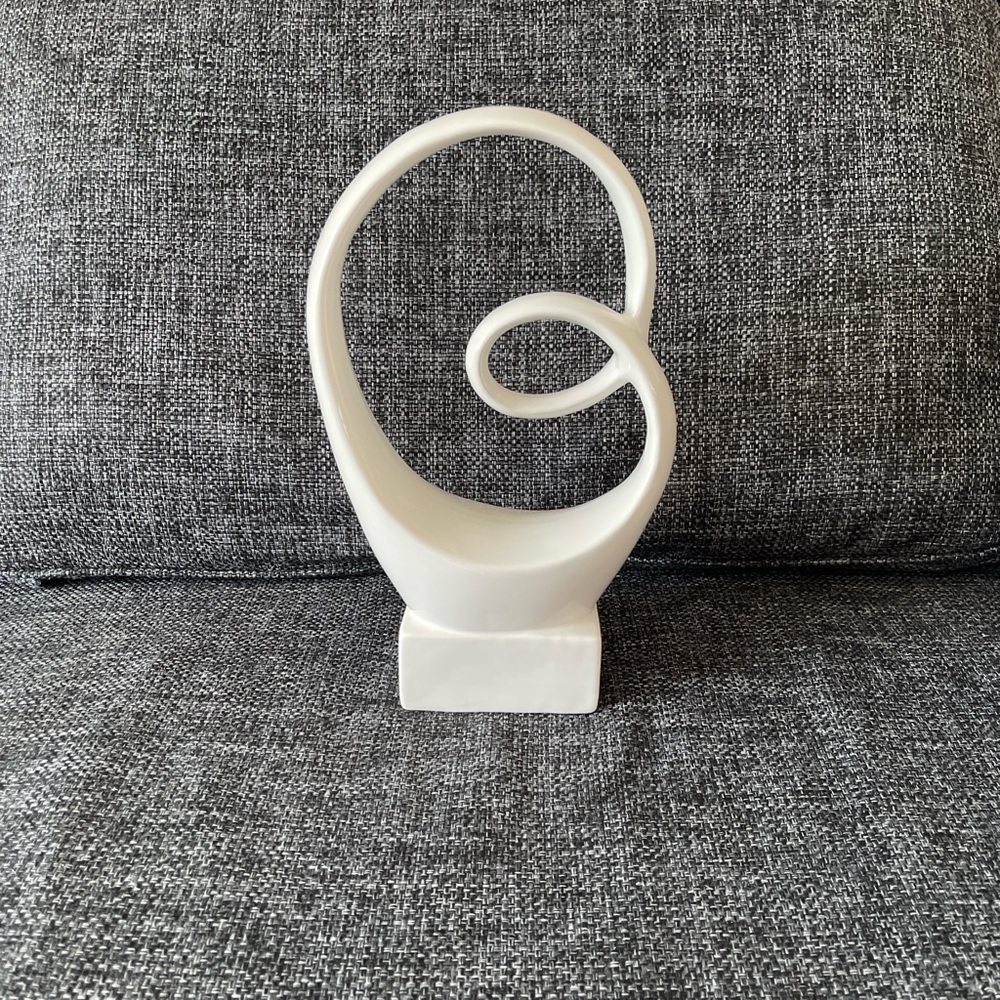 Modern Abstract White Sculpture - Picture 5 of 5